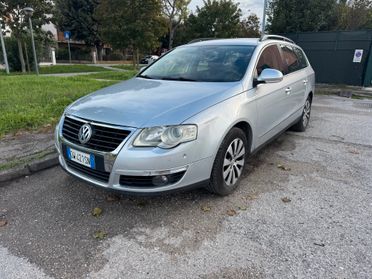 Volkswagen Passat 2.0 TDI Highline DSG Euro5