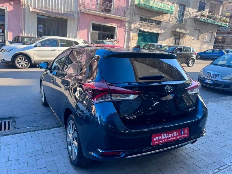 Toyota Auris 1.6 D-4D Lounge