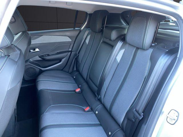 PEUGEOT 308 PureTech Turbo 130 S&S Allure Pack