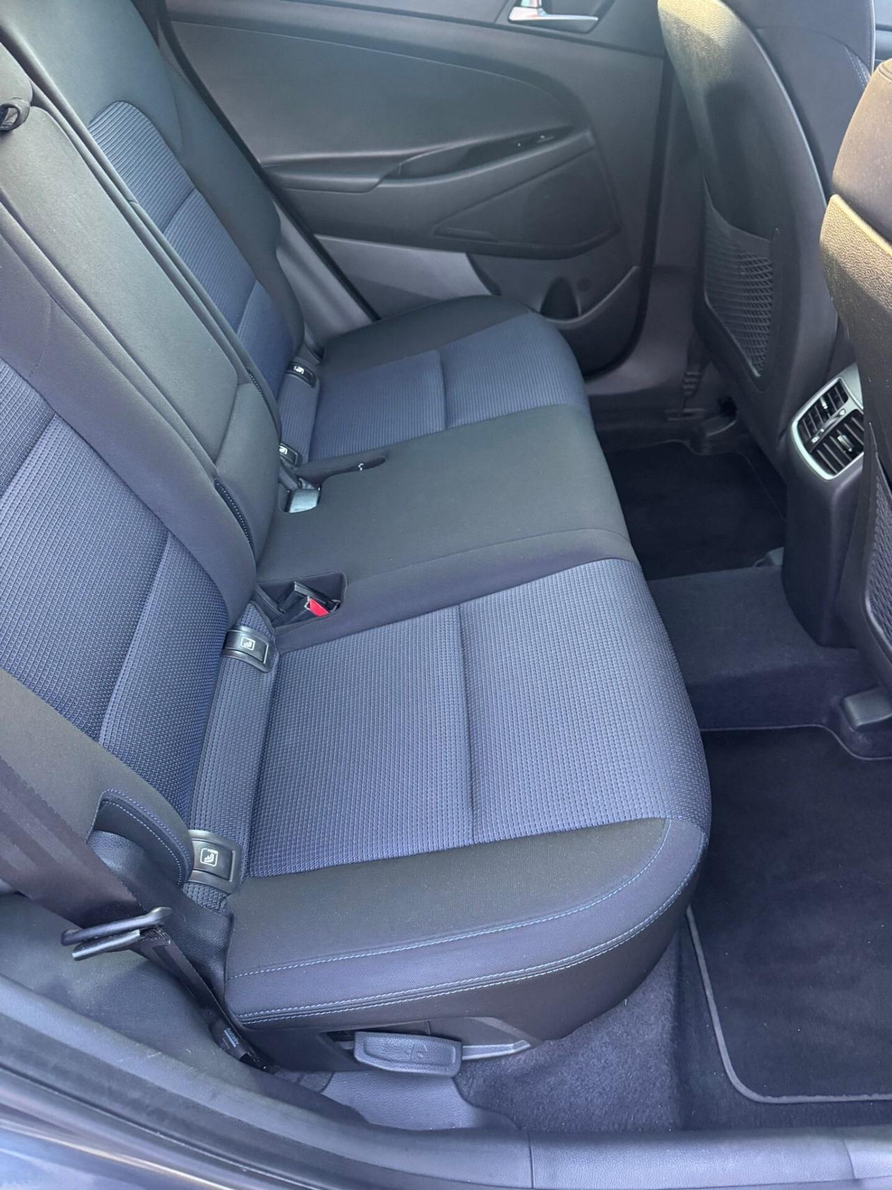 Hyundai Tucson 1.7 CRDi Sound Edition neopatentati