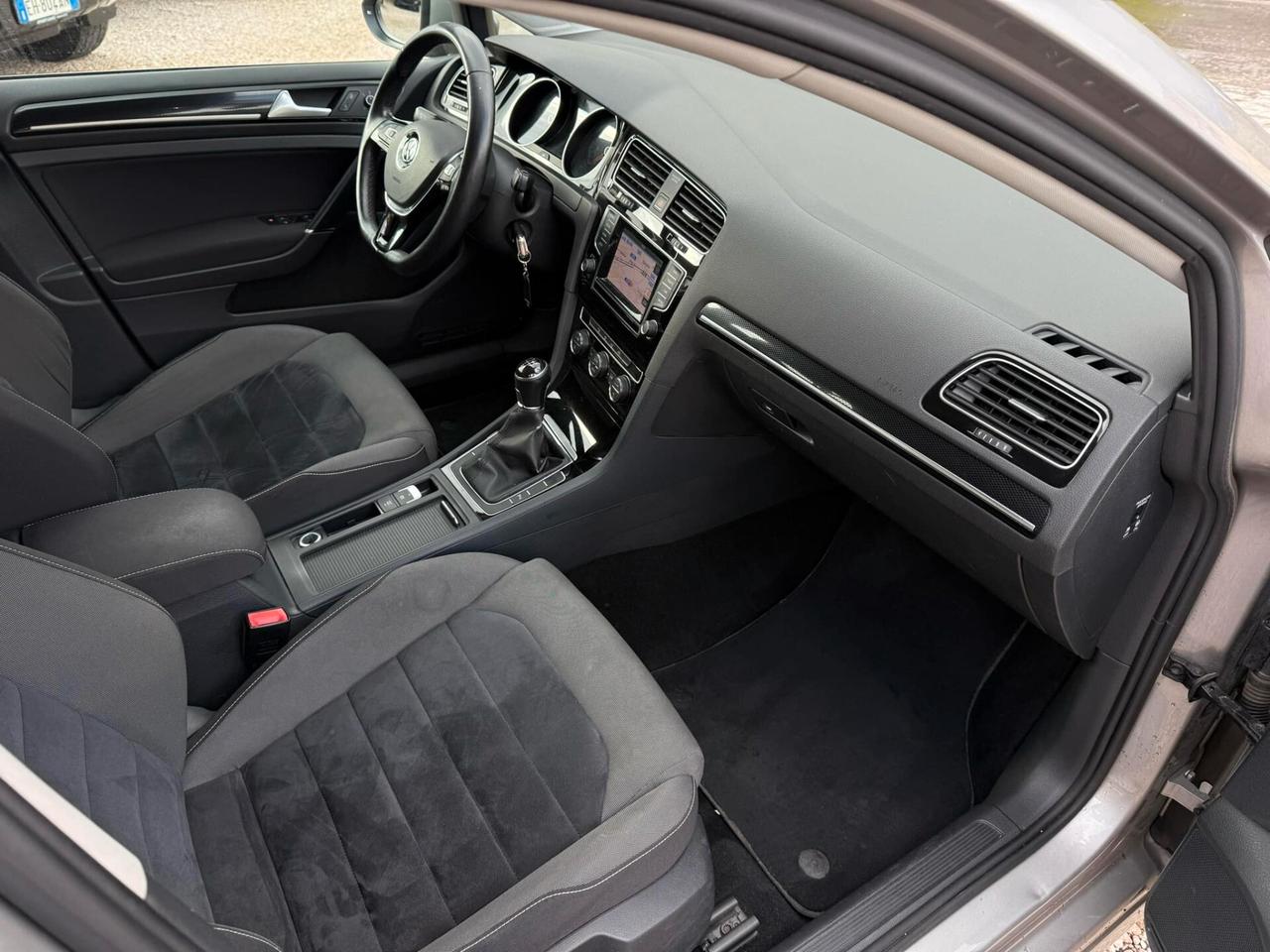 Volkswagen Golf 1.6 TDI 110 CV 5p. Highline NAVI