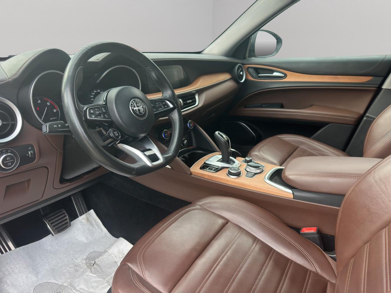 Alfa Romeo Stelvio 2.2 Turbodiesel 210 CV AT8 Q4 Veloce Tì