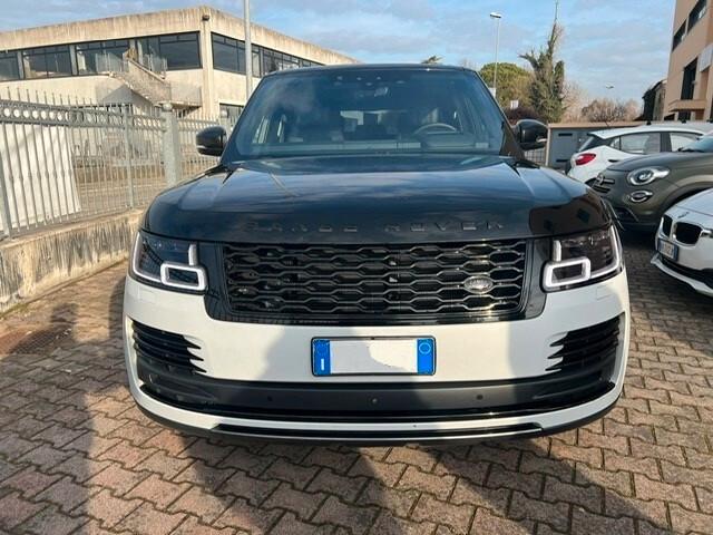 Land Rover Range 4.4 SDV8 Vogue