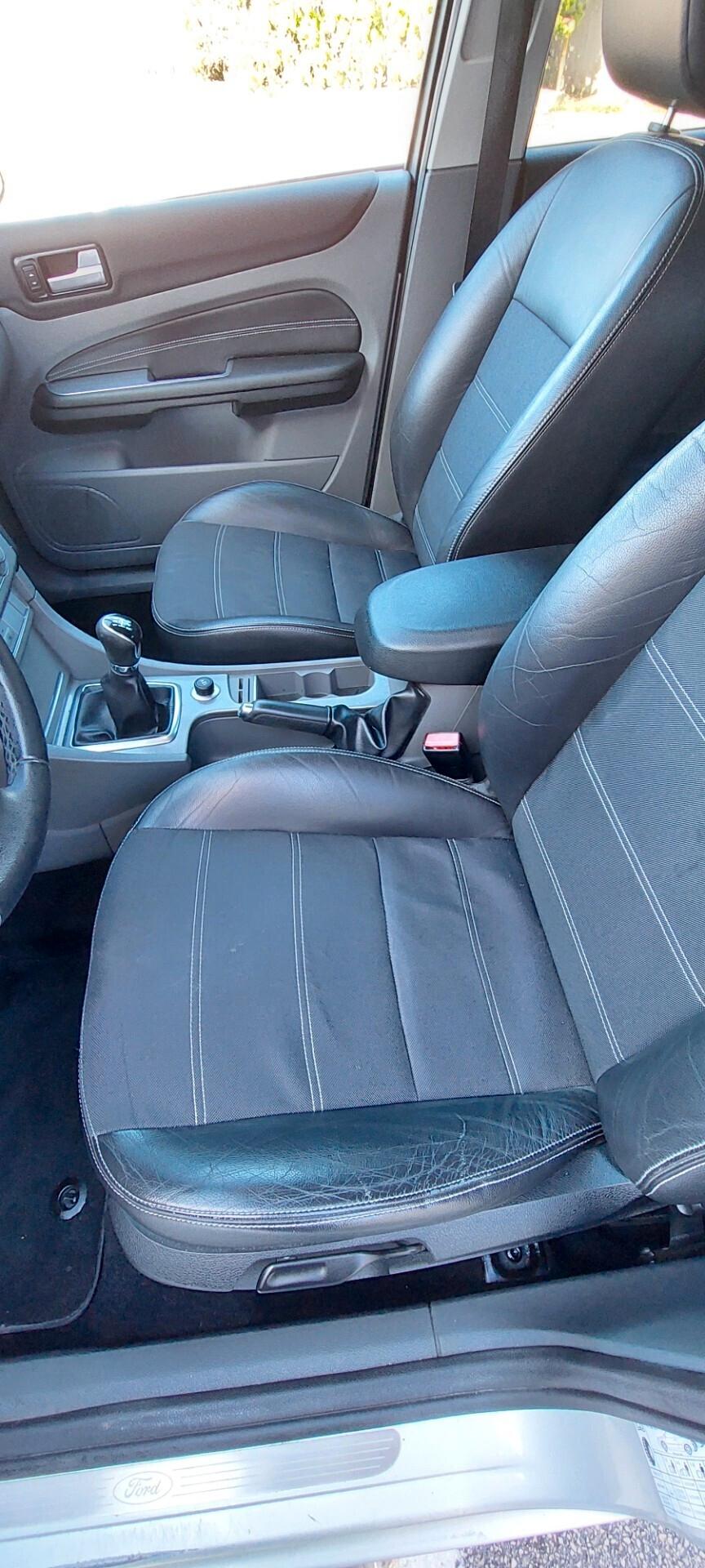 FOCUS 1,6 DIESEL 110 CV TITANIUM TELEFONO LEGA POCHI KM PELLE IMPECCABILE FULL FULL