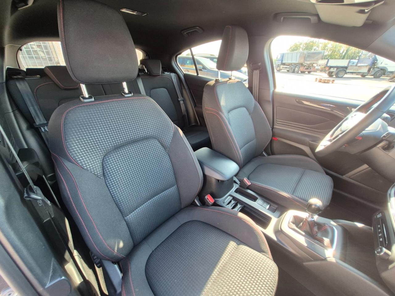 Ford Focus 1.0 EcoBoost Hybrid 125 CV 5p. ST-Line