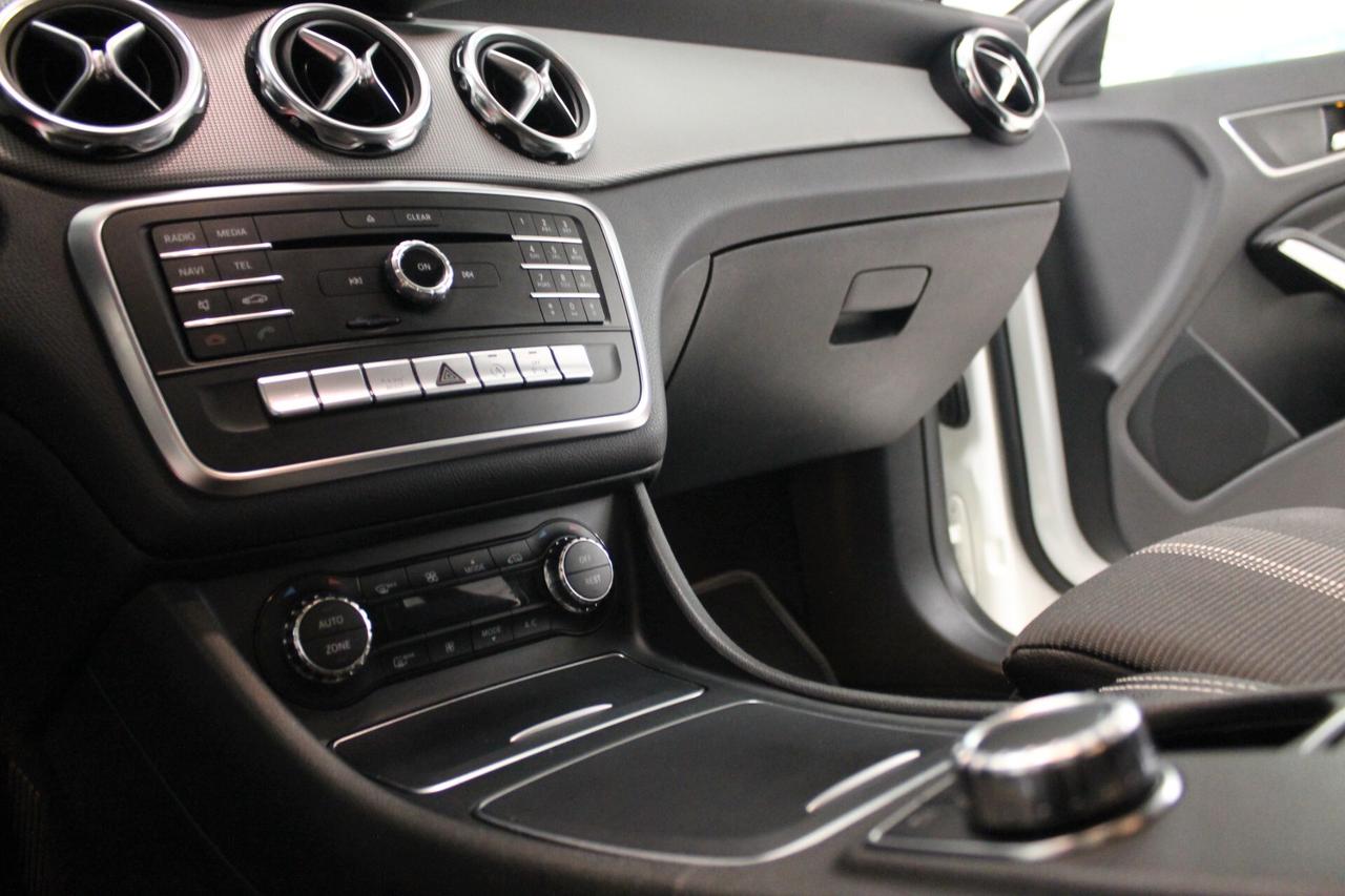 Mercedes-benz GLA 200 d Automatic Premium