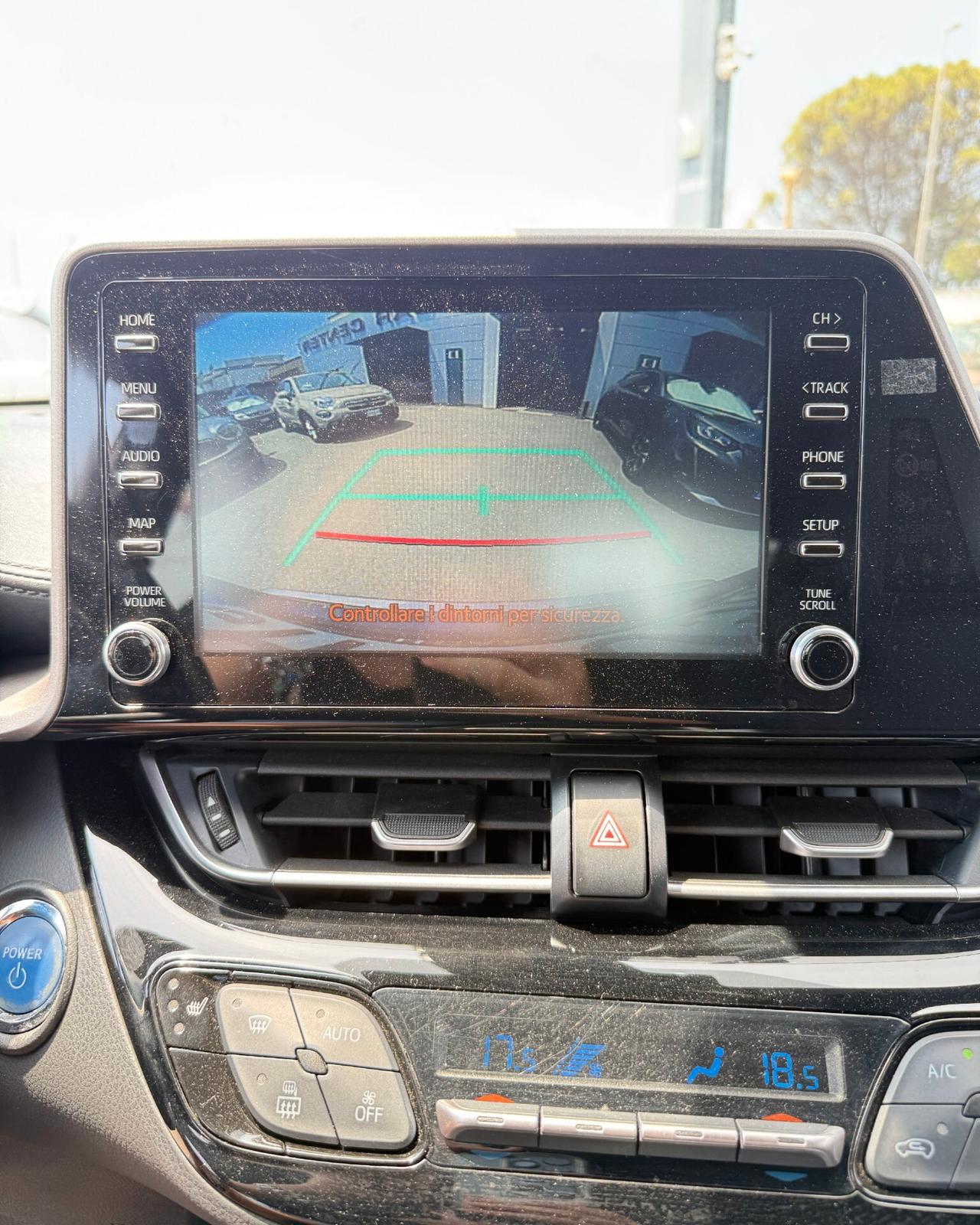 Toyota C-HR 1.8 Hybrid E-CVT Trend