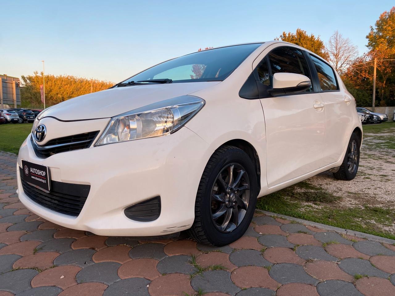 TOYOTA - Yaris - 1.0 5 porte Active GPL - NEOPATENTATI - FINANZIABILE
