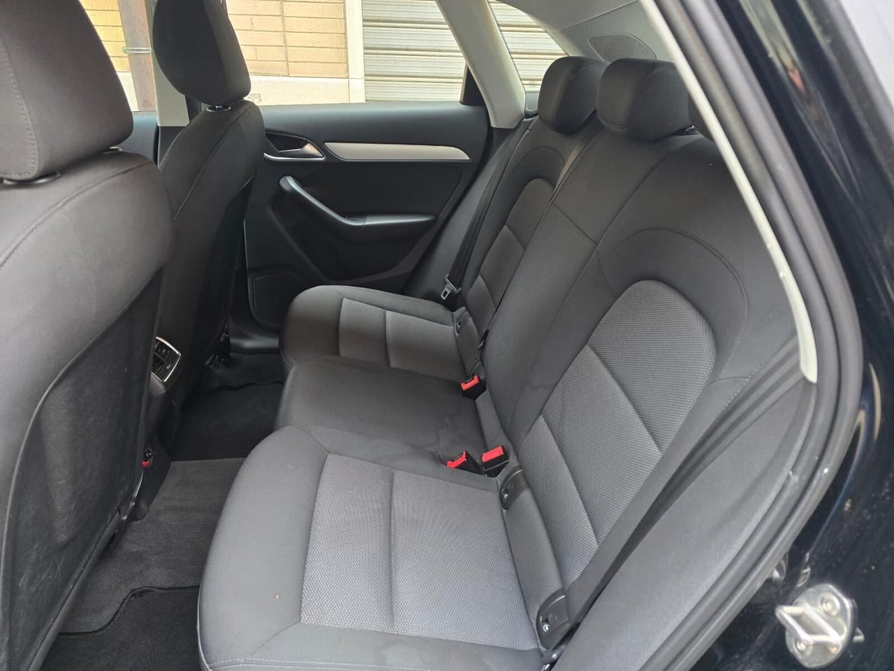 Audi Q3 2.0 TDI 150 cv Sport