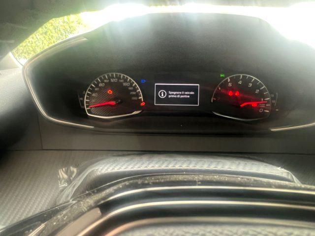 PEUGEOT 2008 PureTech 100 S&S Allure tua da ?249,00 mensili