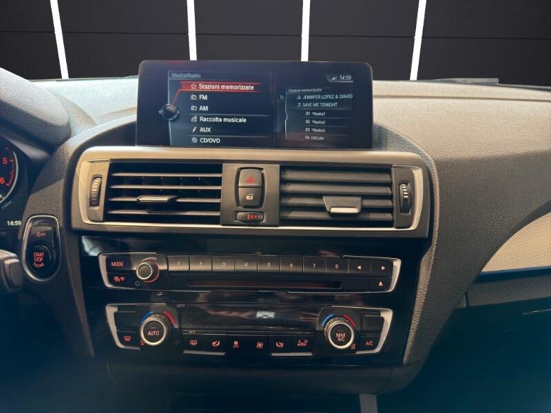 BMW Serie 1 (F20) 116d 5p. Sport