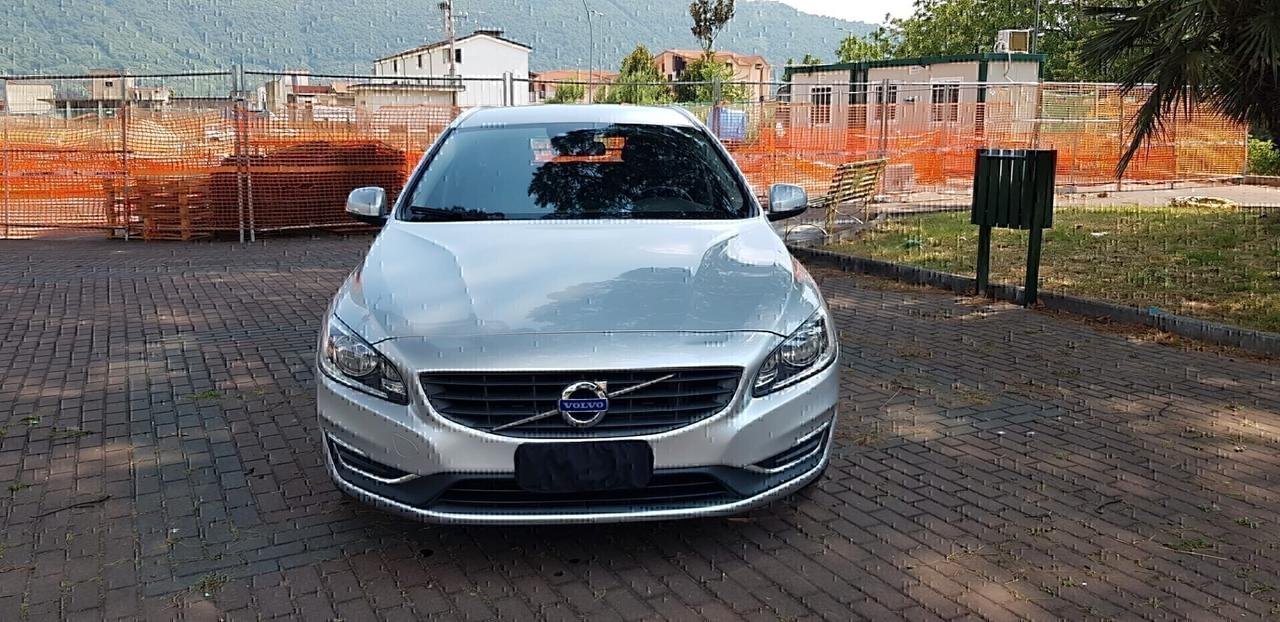Volvo V60 2.0 d 150 cv D3 Geartronic Volvo Ocean Race,pelle,cambio automatico,navi,cruise control,cerchi 18