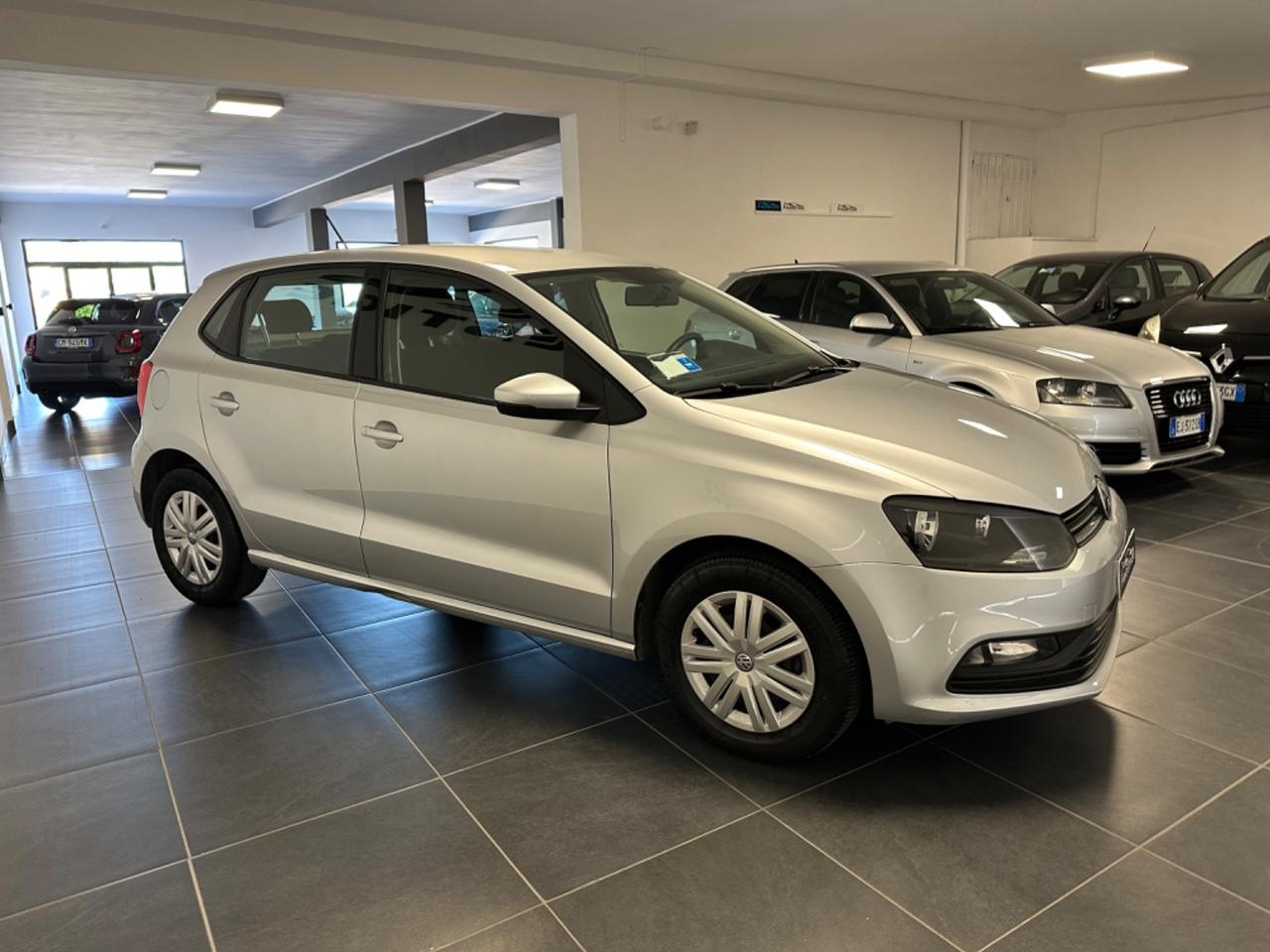 VOLKSWAGEN POLO 1.4 TDI 75CV NEOPATENTATI G.TRAINO GARANZIA