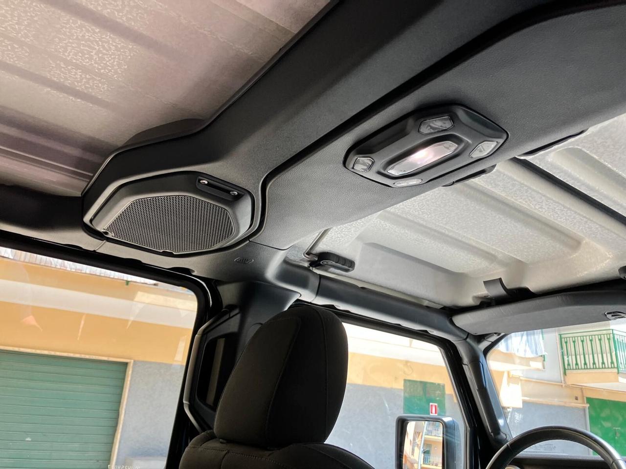 Jeep Wrangler Unlimited 2.2 Mjt II Sahara uff ITA cert