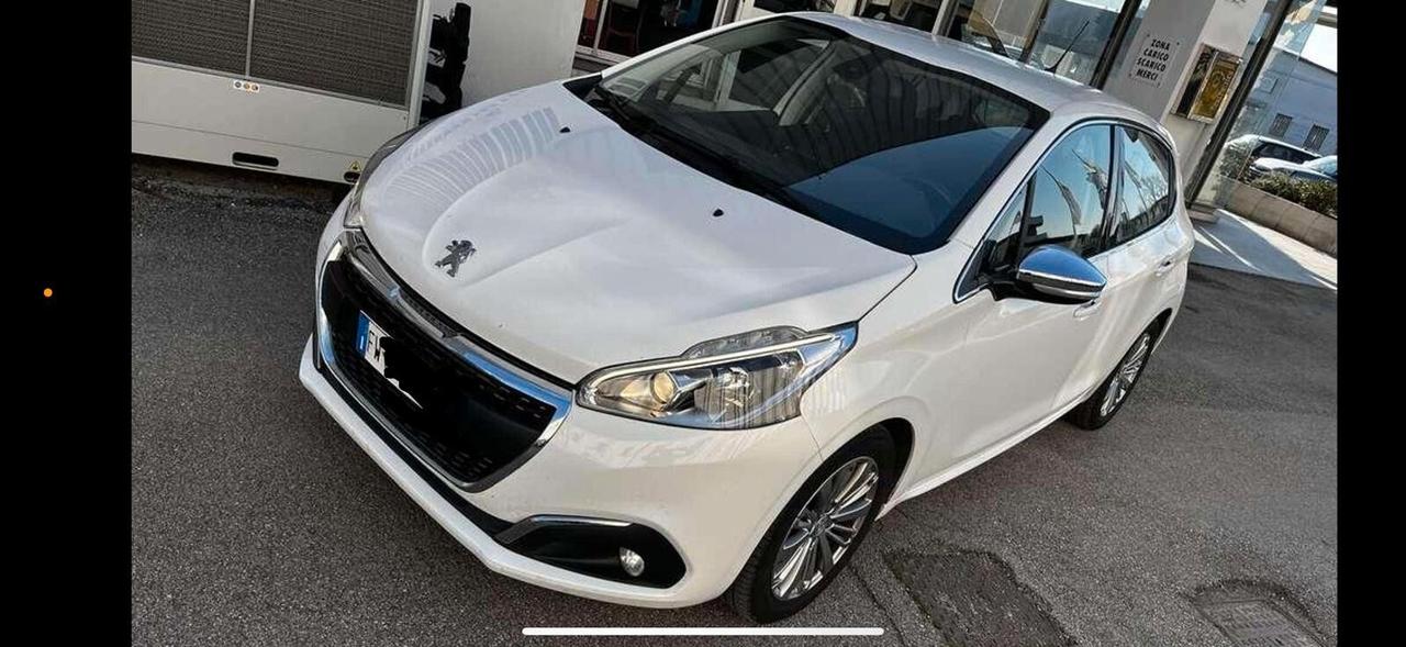 Peugeot 208 PureTech 82 Stop&Start 5 porte Allure