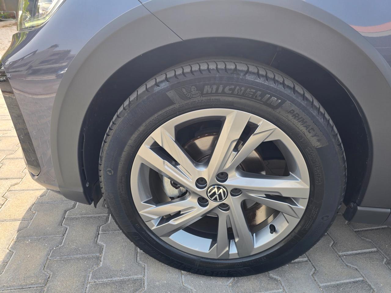 Volkswagen Taigo 1.0 TSI 110 CV DSG R-Line