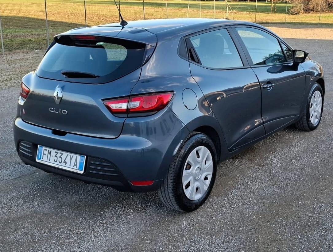 Renault Clio dCi 8V 75 CV Start&Stop 5 porte Energy Duel