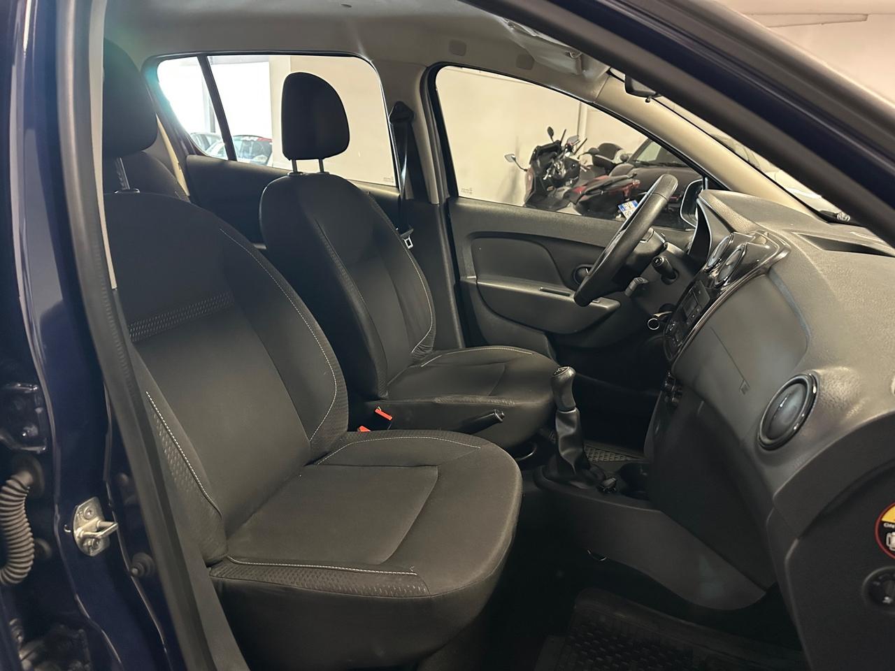 DACIA SANDERO 1.5DCI 75CV NEOPATENTATI PRONTA CONSEGNA