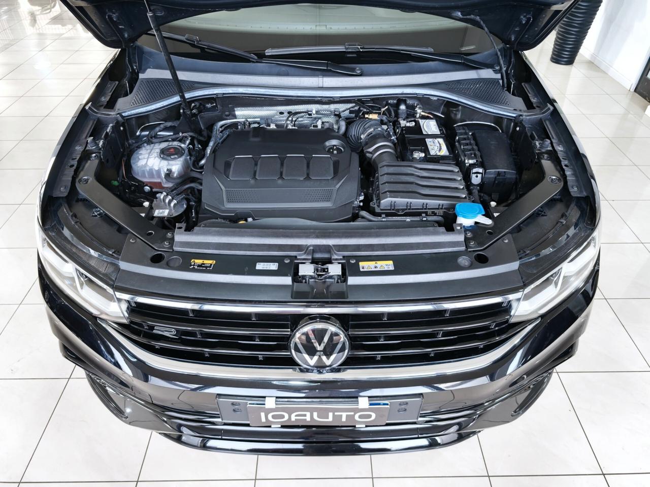 VW Tiguan 2.0 TDI 150cv DSG R-Line Black Pack 2024