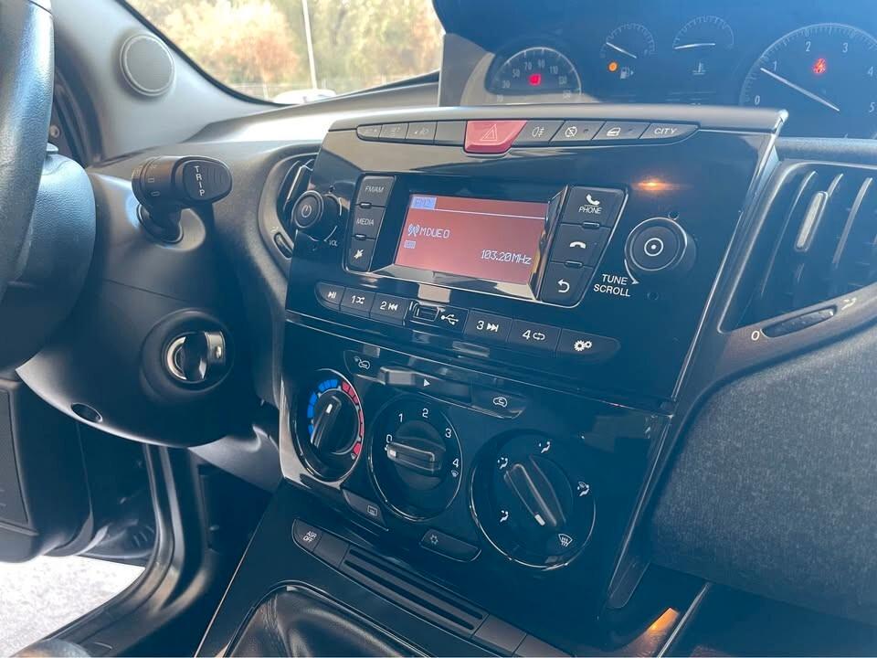 Lancia Ypsilon 1.3 MJT 16V 95 CV 5 porte S&S Platinum