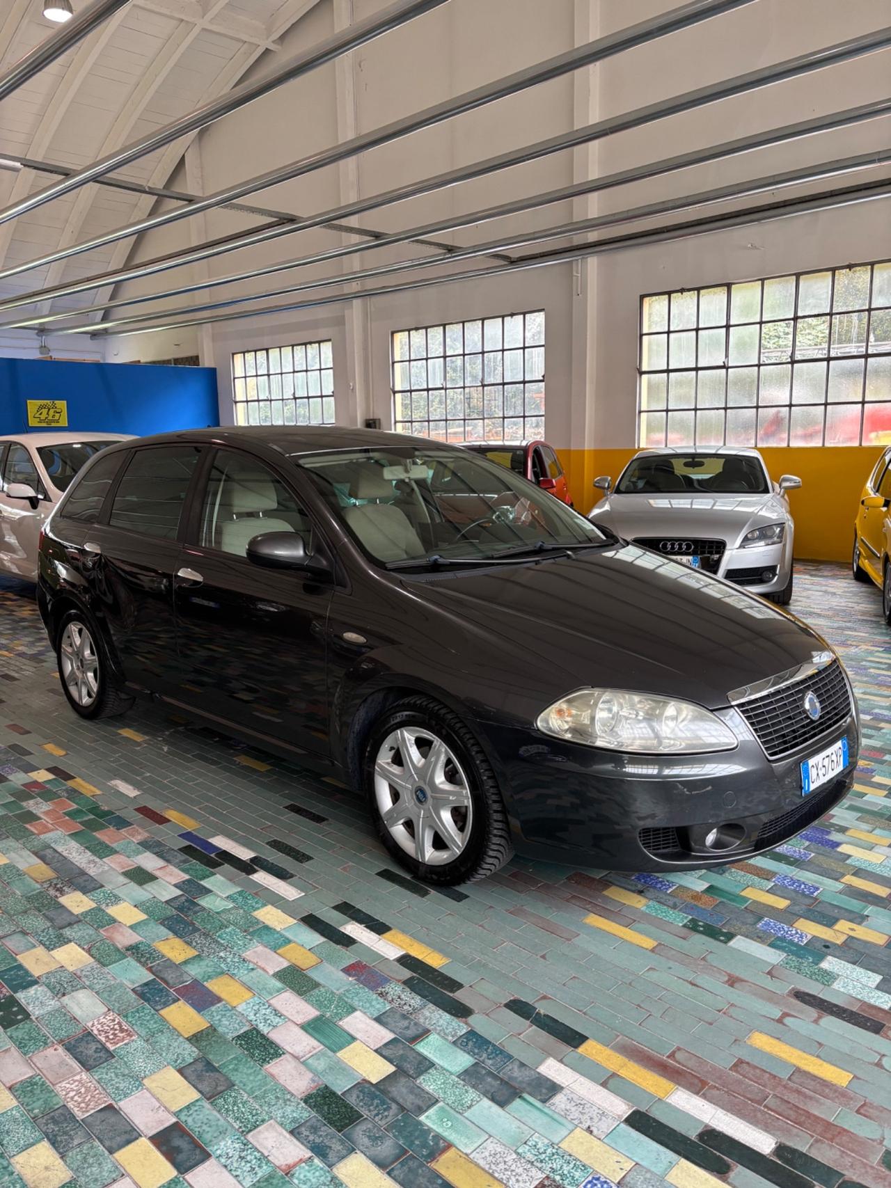 Fiat Croma 1.9 Multijet 16V Emotion