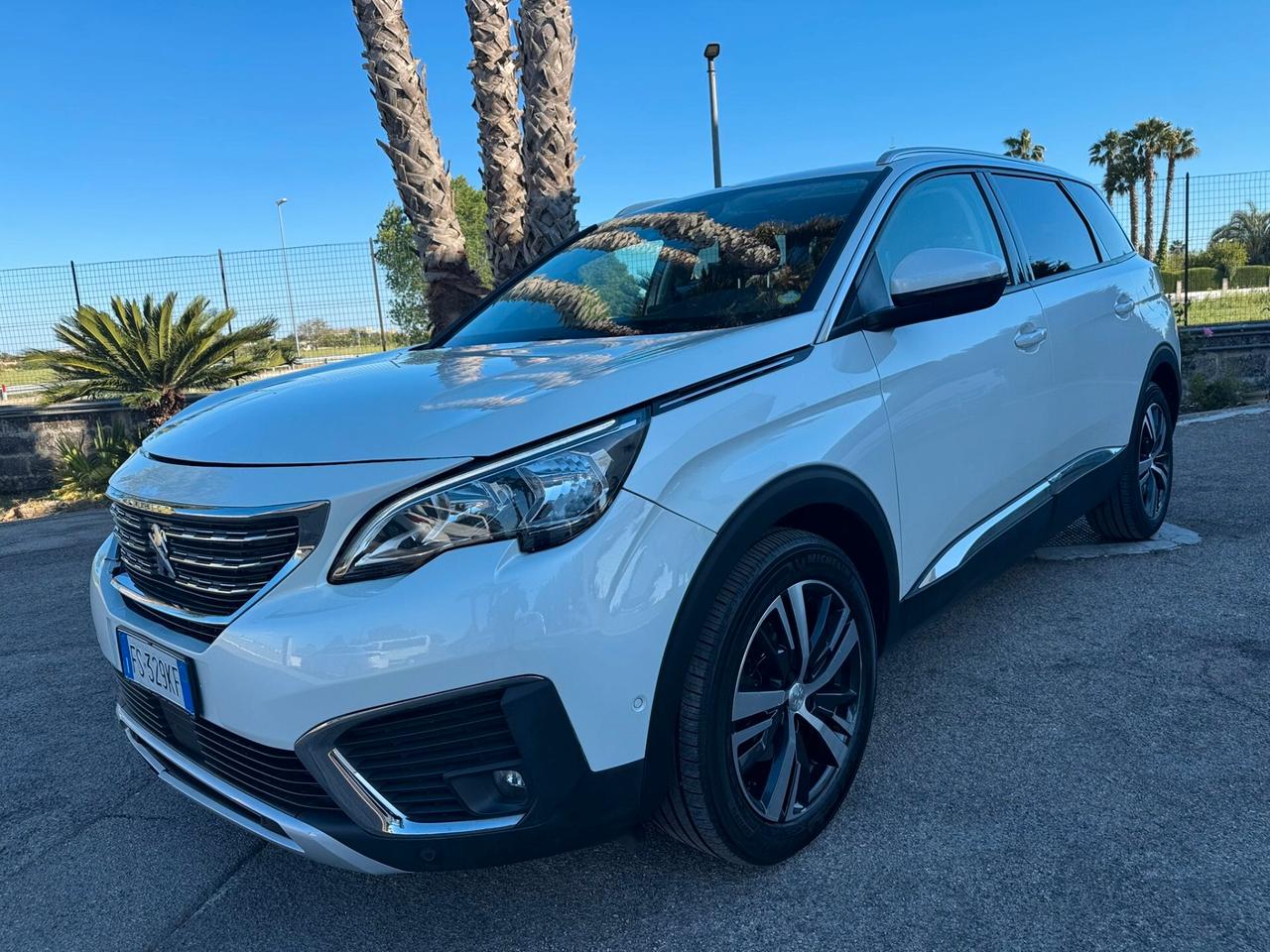 Peugeot 5008 Allure 1.5hdi