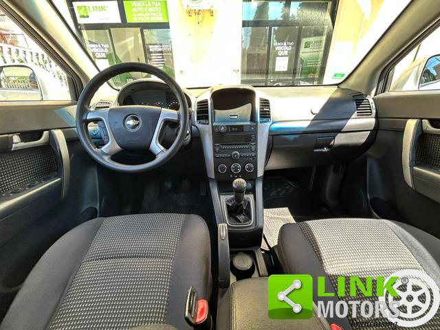 CHEVROLET Captiva .