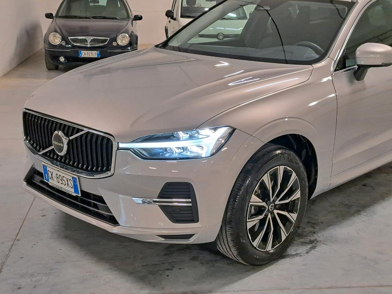 Volvo XC 60 2000 B4 (D) Mild-Hybrid Core Automatico (FWD)