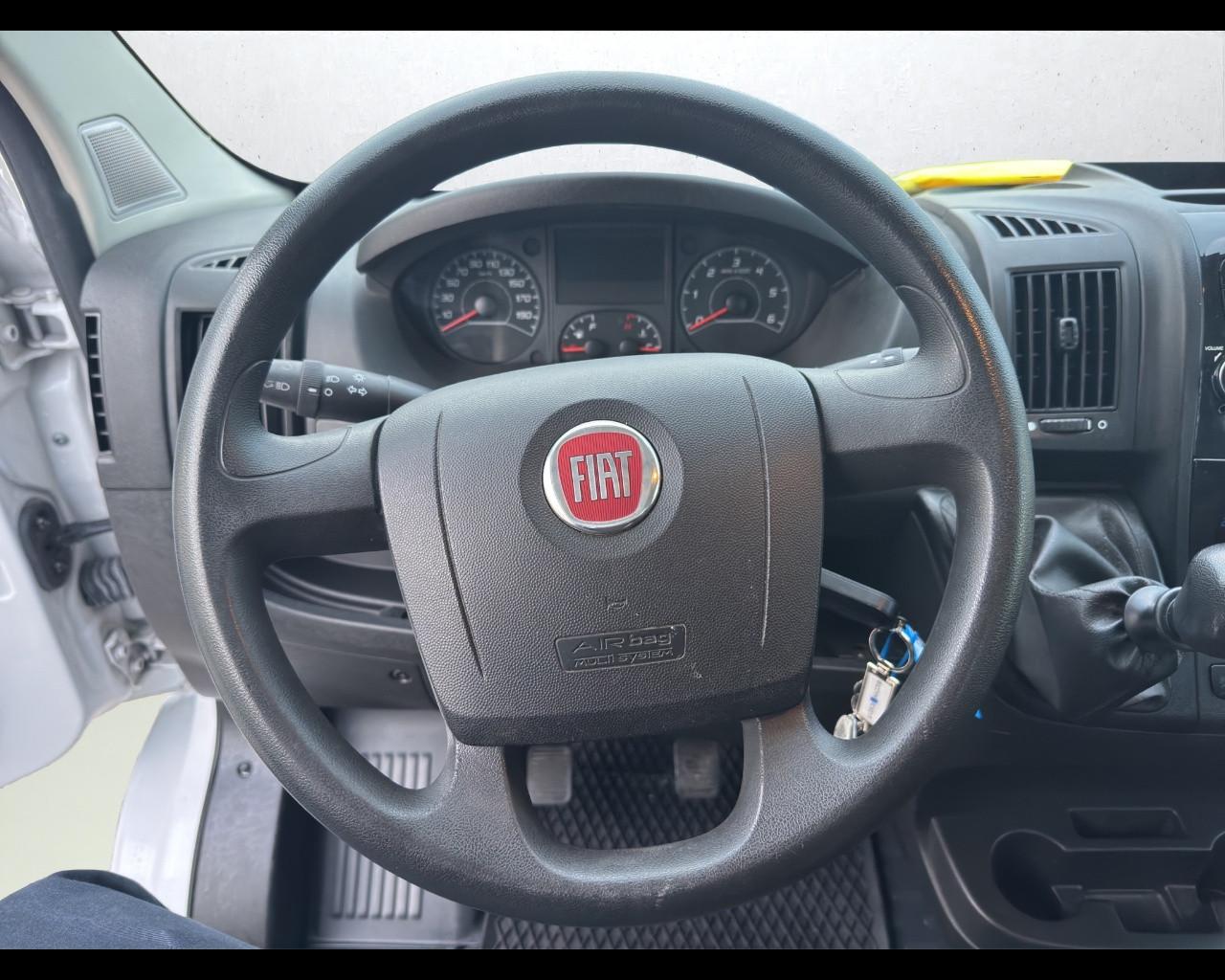 FIAT Ducato (4ª serie) - Ducato 33 2.3 MJT 120CV PLM Cabinato