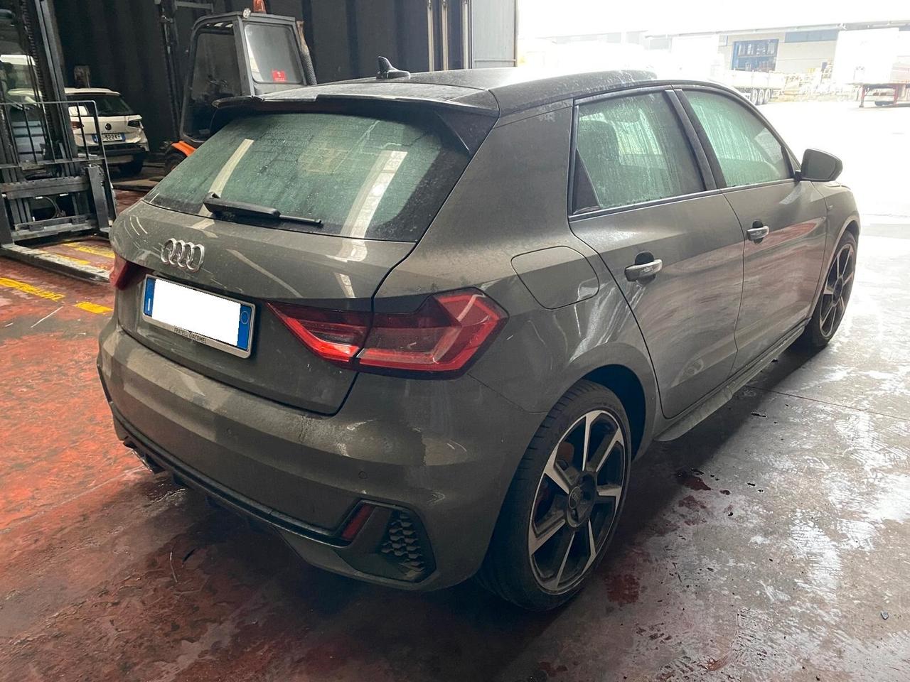 Audi A1 Sportback 40 2.0 tfsi S-Line 207cv ALLUVIONATA