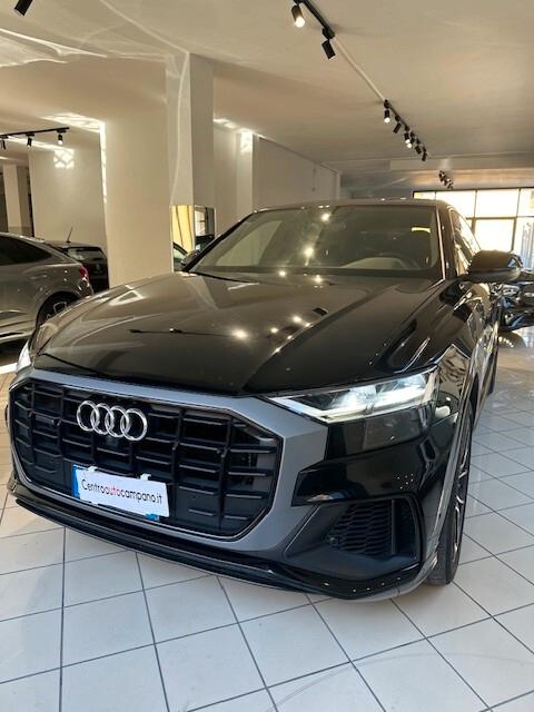 Audi Q8 50 3.0 tdi mhev S-line Edition
