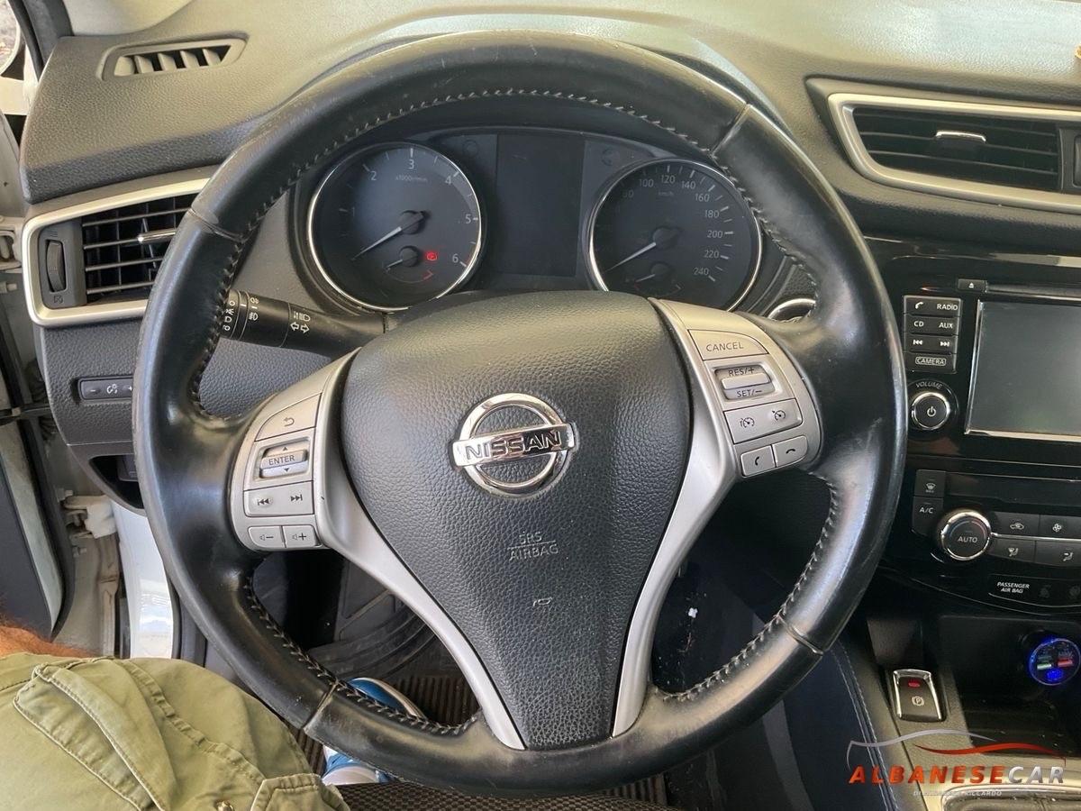 Nissan Qashqai 1.5 dCi 360 TETTO PANORAMICO