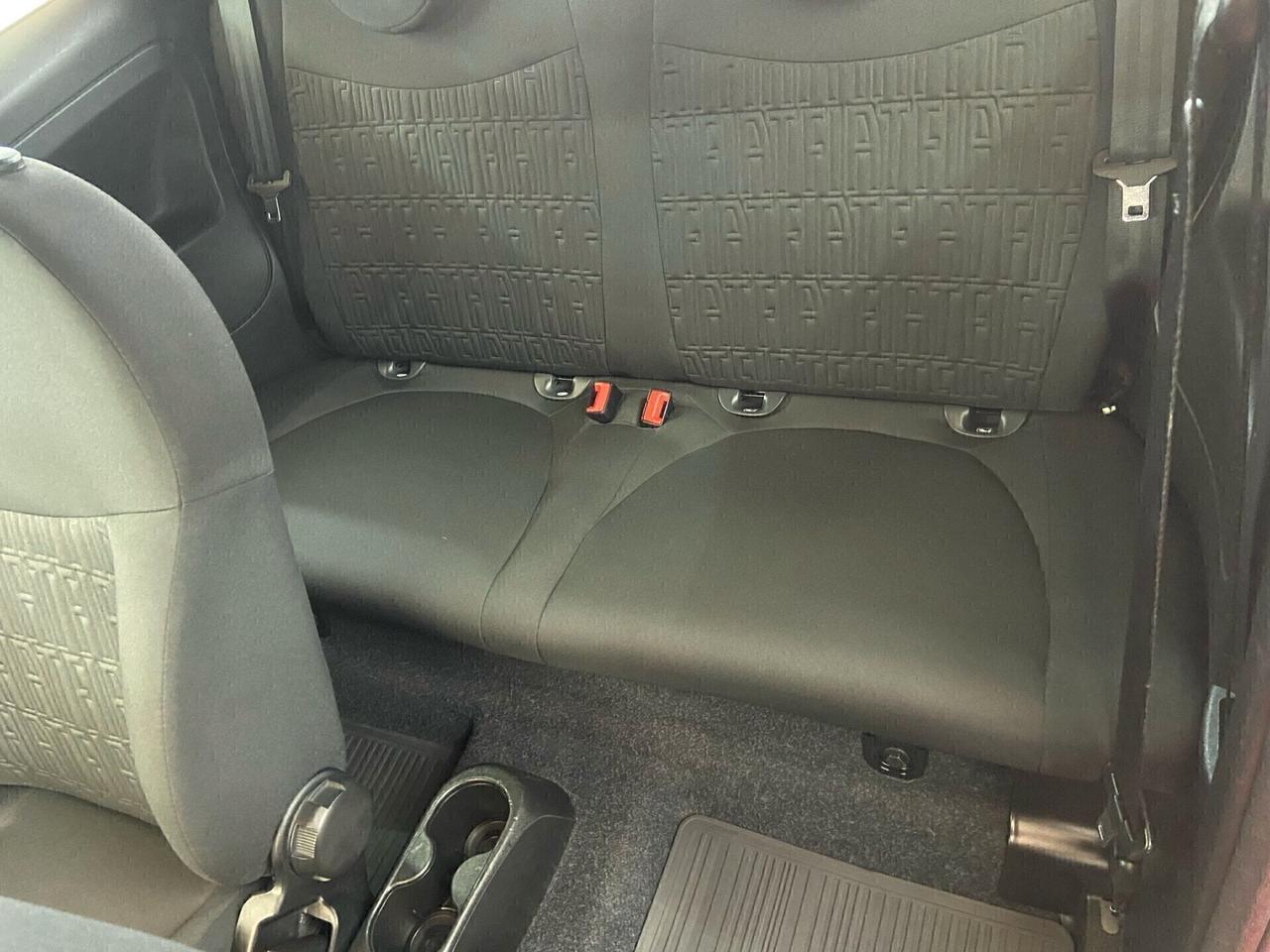 Fiat 500 1.0 Hybrid Red