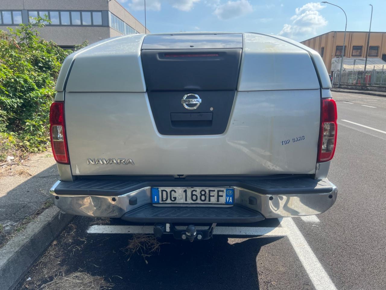 Nissan Navara 2.5 dCi 4 porte Double Cab LE