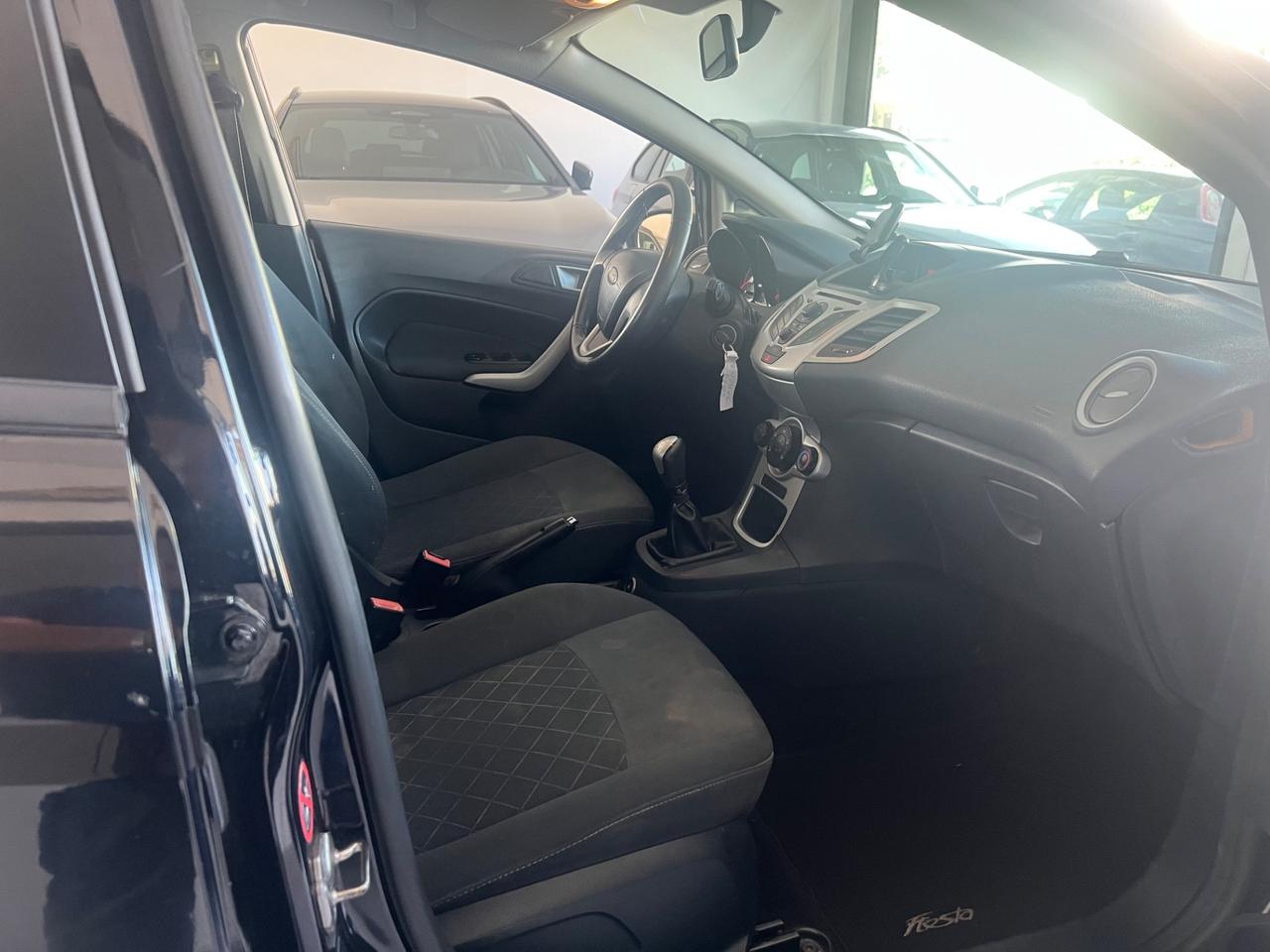 Ford Fiesta 1.4 5 porte Bz.- GPL