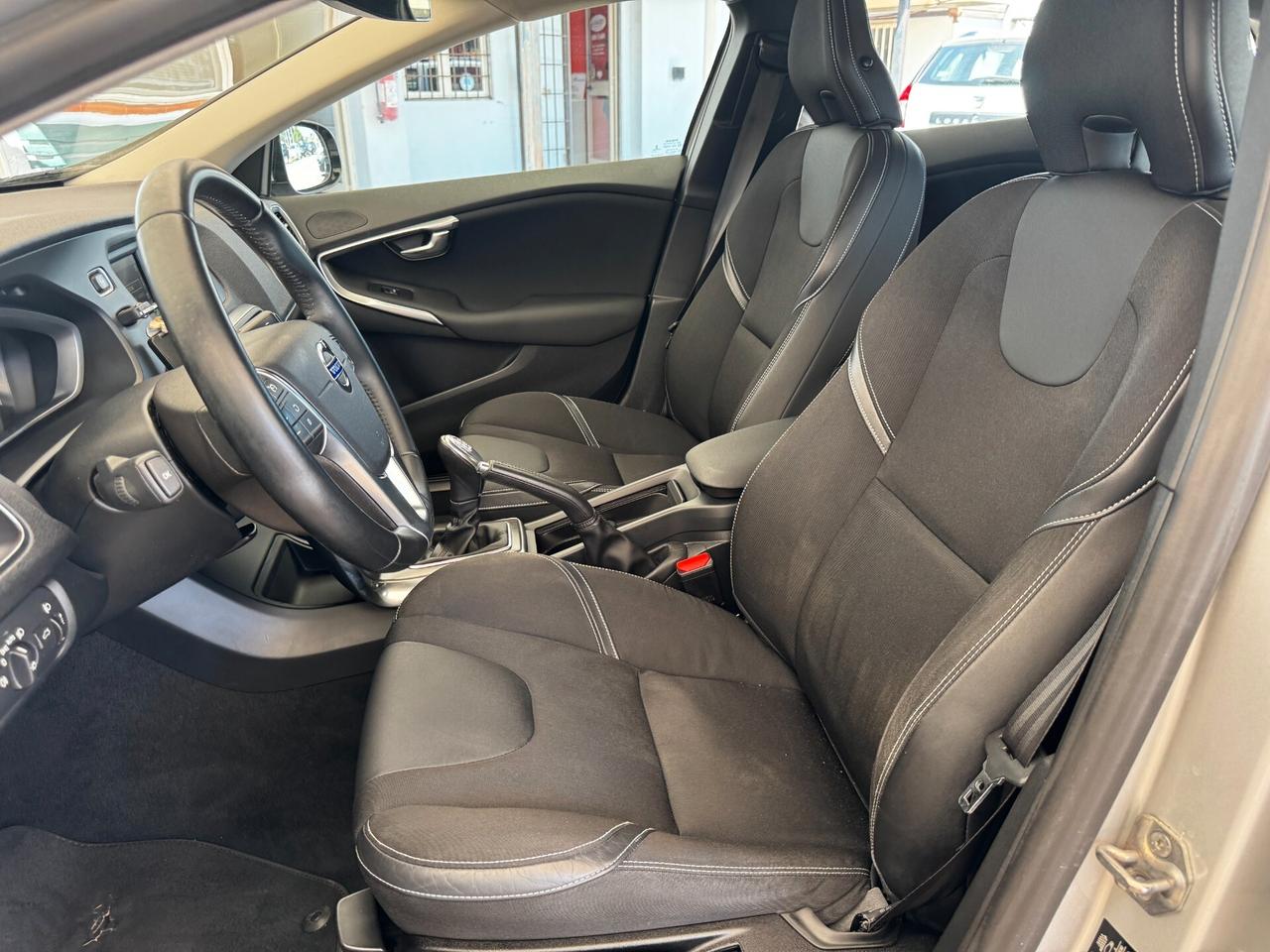 Volvo V40 D2 1.6 Business 115 Cv - 11/2013
