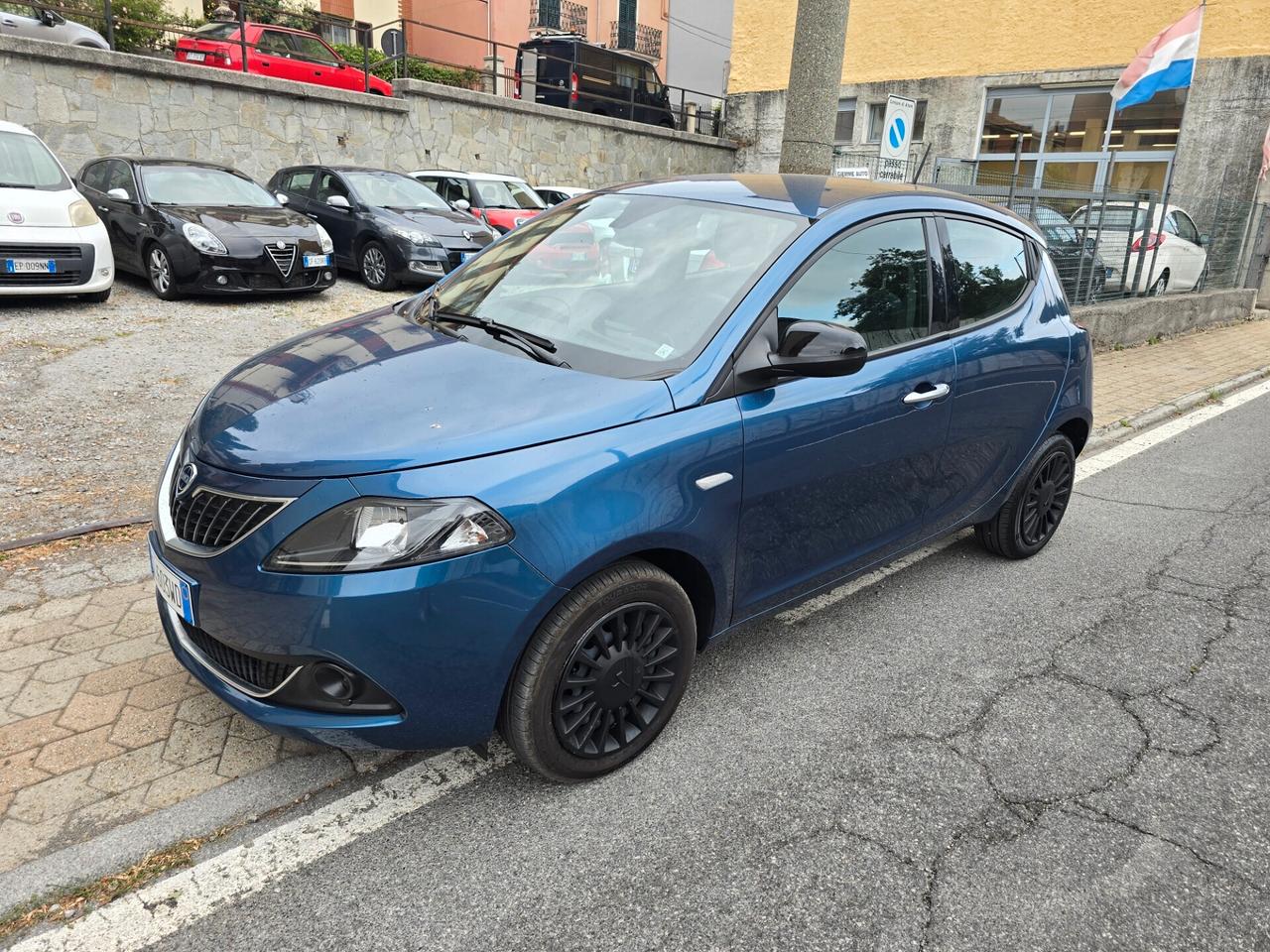 Lancia Ypsilon 1.2 69 CV 5 porte GPL Gold