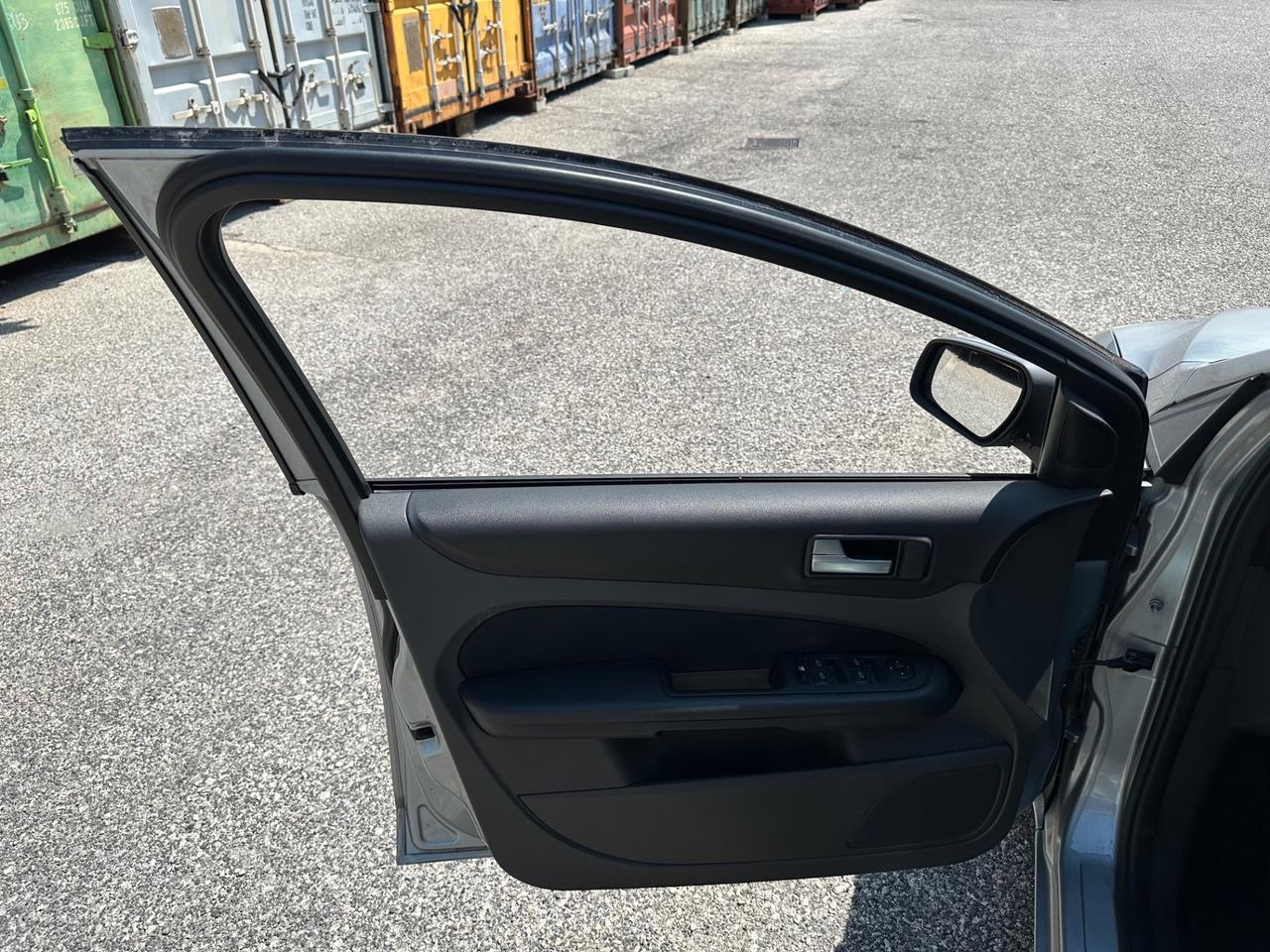Ford Focus C-Max 1.6 TDCi (90CV) 5p.