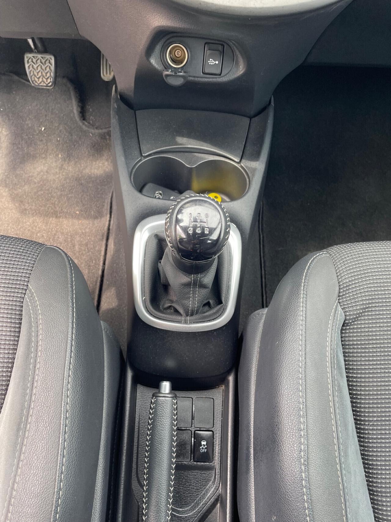Toyota Yaris 1.0 5 porte*Neopatentati*Cerchi*