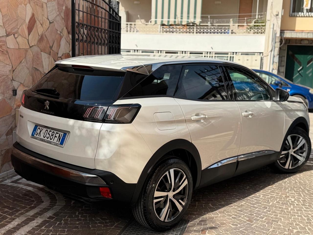 Peugeot 3008 BlueHDi 130 S&S EAT8 Allure