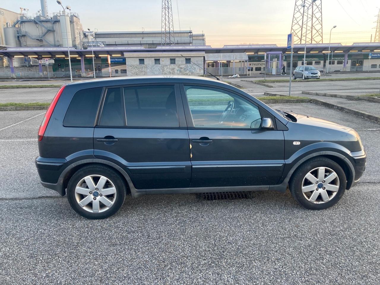 Ford Fusion 1.4 16V 5p. Collection