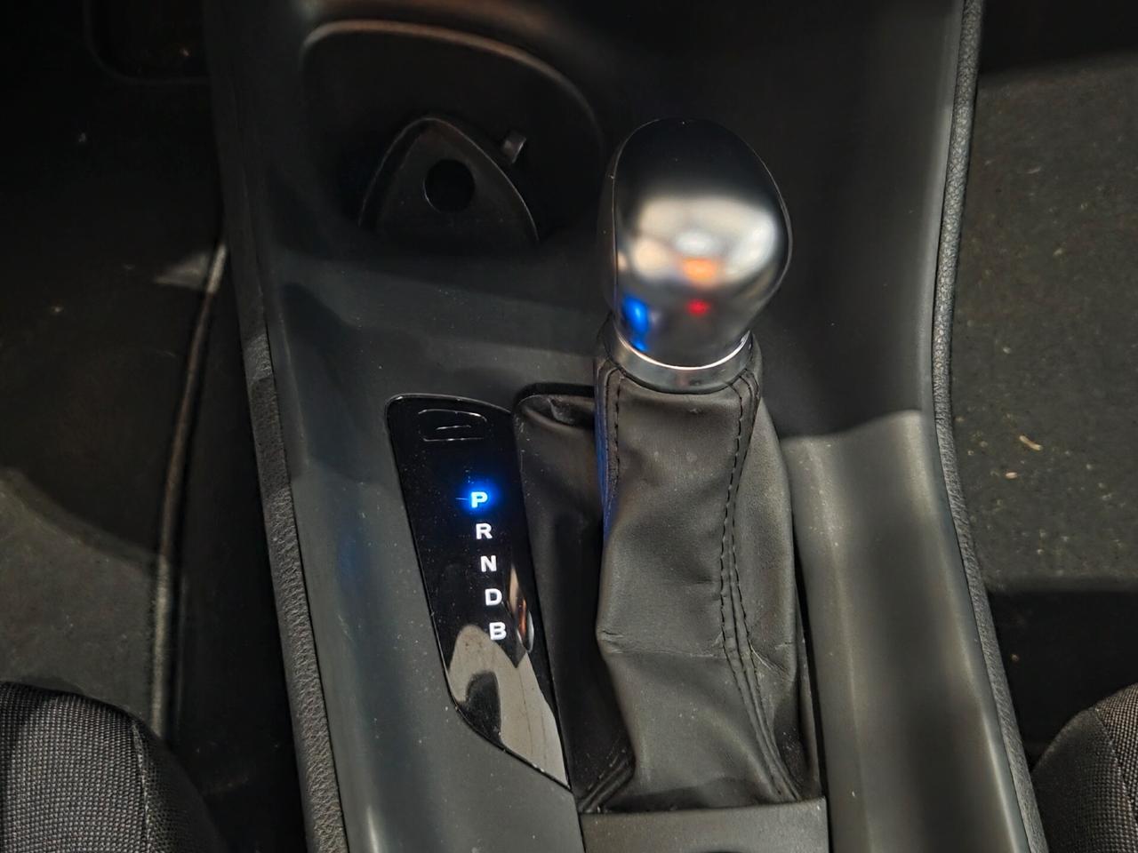 Toyota C-HR 1.8 Hybrid E-CVT Business