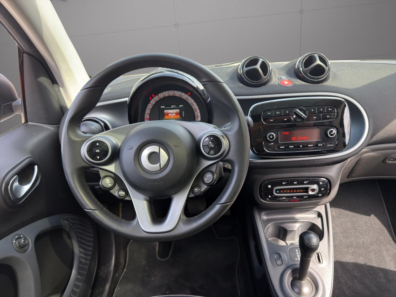 Smart forTwo 1.0 Prime - Unipro - Promo Finanziamento - Tetto panoramico - Bracciolo - Sedili riscaldabili