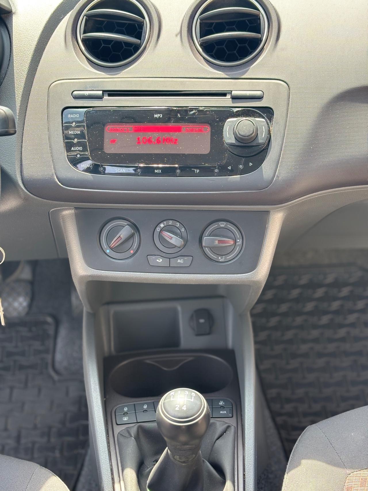 Seat Ibiza 1.2 70 CV 5porte OK NEOPATENTATI