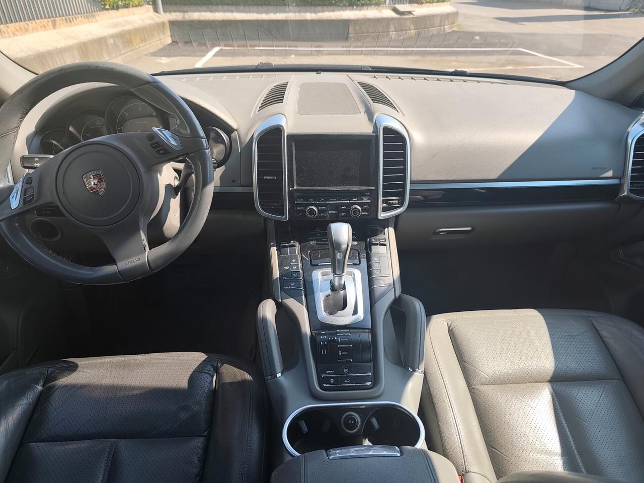 Porsche Cayenne 3.0 Diesel lavori certificati