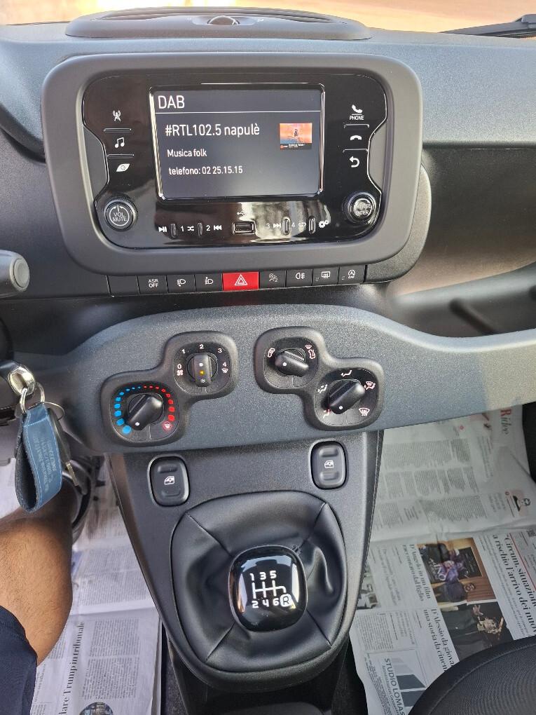 Fiat Panda Pandina 1.0 FireFly 65 CV Hybrid Icon