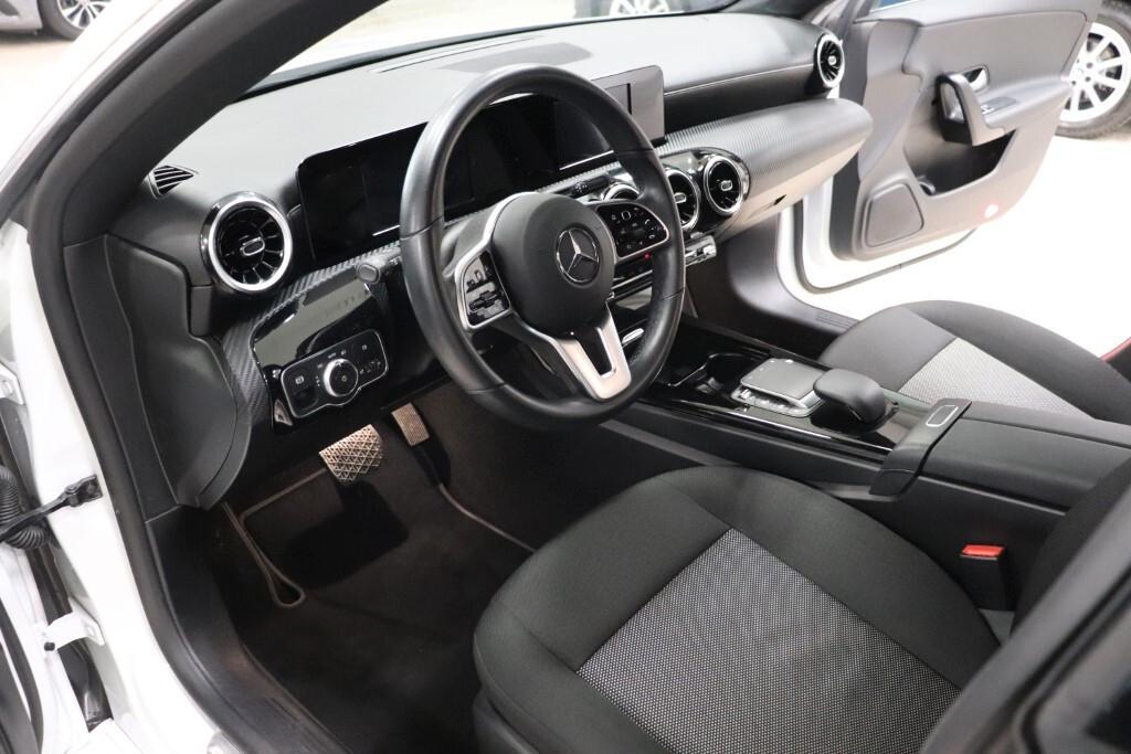 Mercedes-benz CLA 180 CLA 180 d Automatic Shooting Brake Business Extra