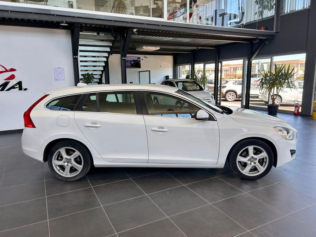Volvo V60 2.0 d3 Momentum
