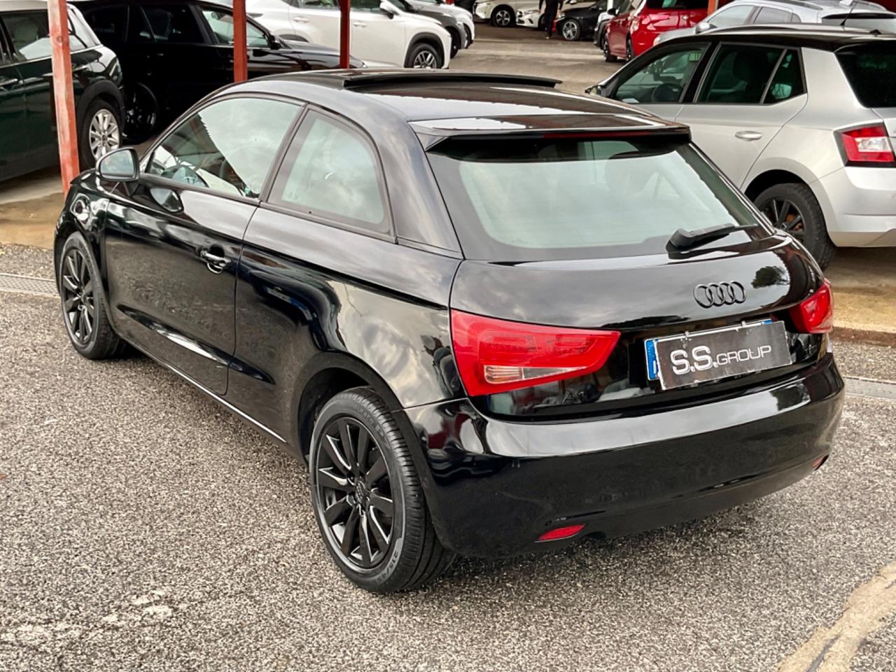 A1 1.2 TFSI Ambition-black pack -tetto-xenon -