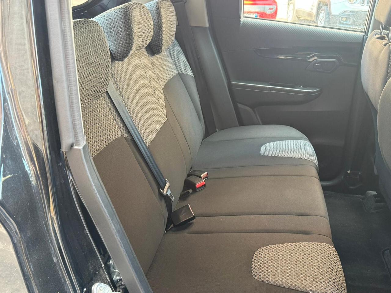 Mahindra KUV100 1.2 VVT M-Bifuel(GPL) K6+